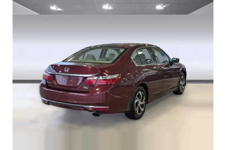 $9999 : Honda Accord 2016 LX 4dr Sed image 9