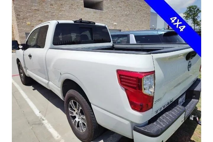 $38995 : Nissan Titan 2024 4x4 SV 4dr image 7