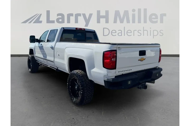 $39856 : Chevrolet Silverado 3500HD 2 image 3