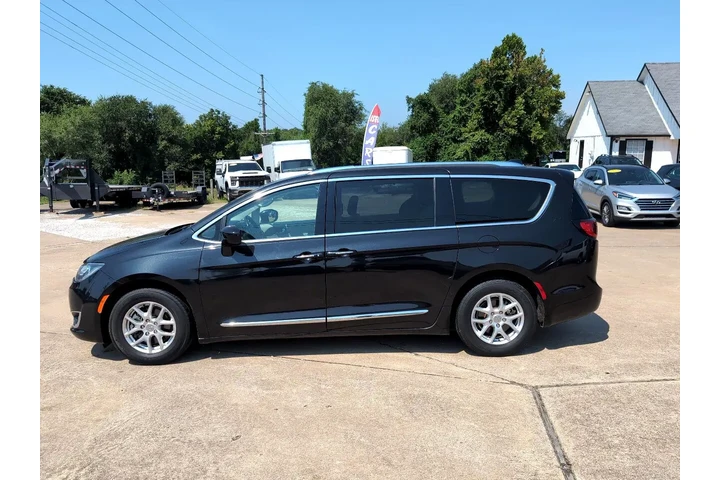 $16795 : 2020 Pacifica image 10