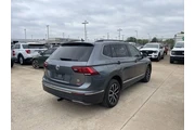 $18159 : Volkswagen Tiguan 2021 SE 4d thumbnail