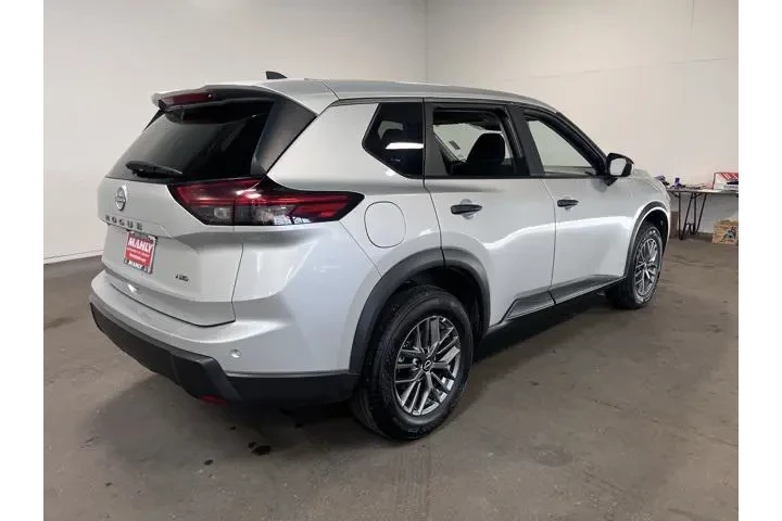 $17986 : Nissan Rogue 2024 AWD S 4dr image 5