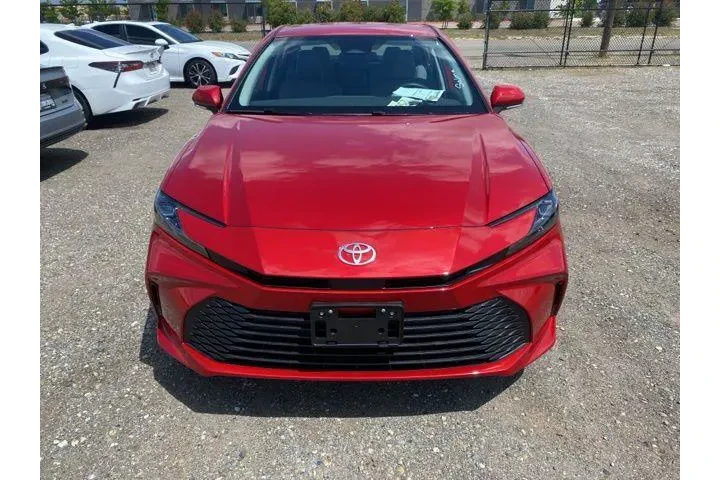 $33900 : Toyota Camry 2026 SE 4dr Sed image 2