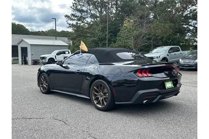 $33098 : Ford Mustang 2024 EcoBoost P image 5