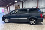 $8887 : Pre-Owned 2013 Town & Country thumbnail