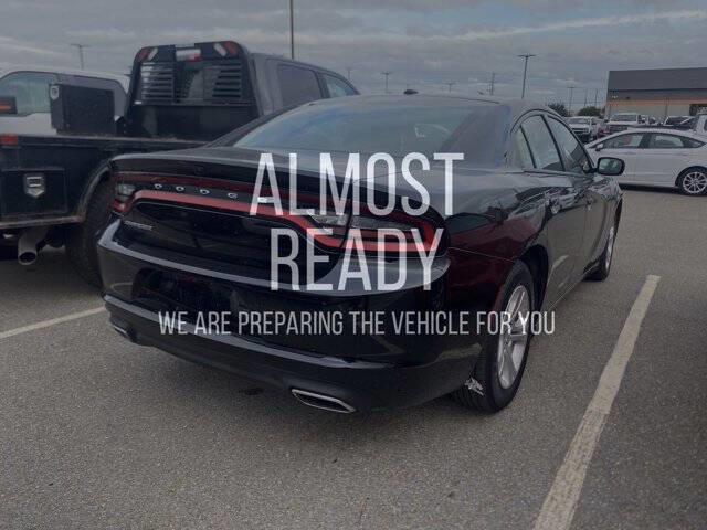 2022 Charger SXT image 5