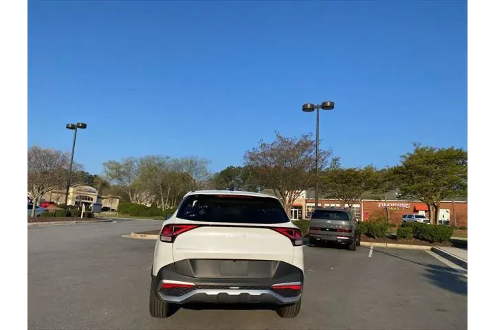 $18620 : Kia Sportage 2024 LX 4dr SUV image 5