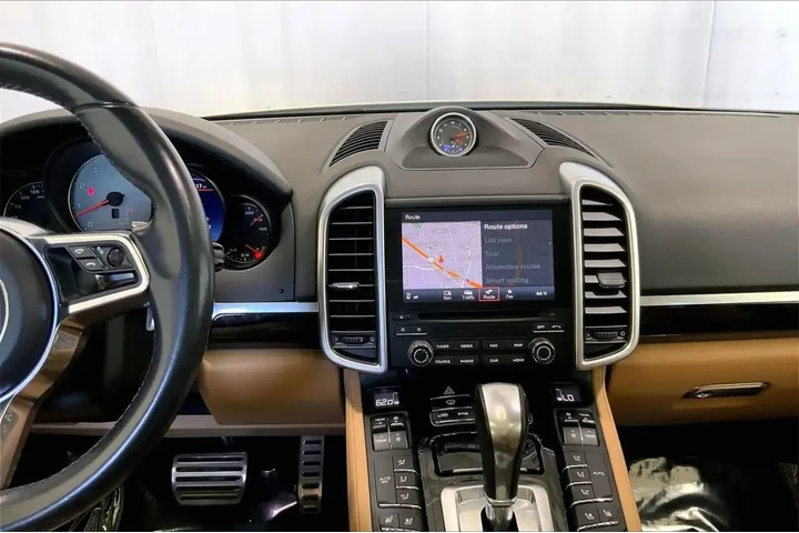 $24993 : Porsche Cayenne 2017 AWD S 4 image 5