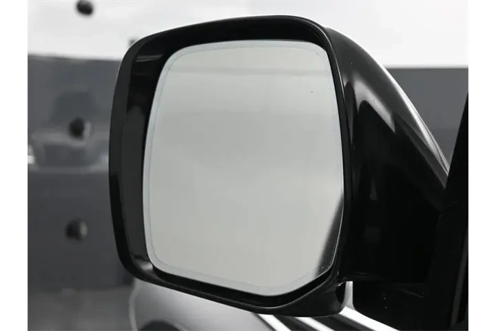 $24922 : Nissan Armada 2020 4x4 SV 4d image 8