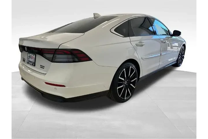 $27988 : Honda Accord Hybrid 2023 Tou image 7