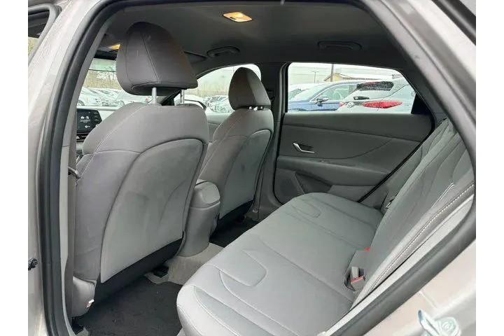 $19000 : Hyundai ELANTRA 2023 SEL 4dr image 6