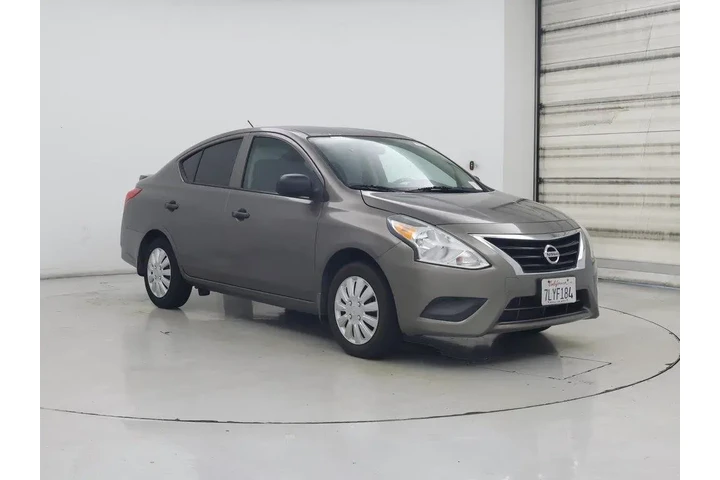 $12998 : Nissan Versa 2015 1.6 S 4dr image 1