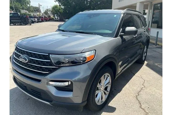 $33922 : Ford Explorer 2023 AWD XLT 4 image 9