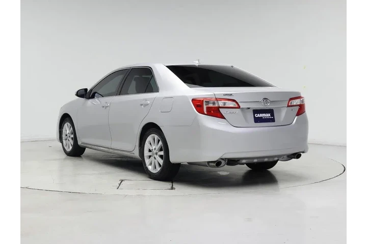 $17998 : Toyota Camry 2014 XLE V6 4dr image 2