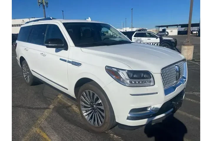 $39598 : Lincoln Navigator 2021 4x4 R image 3