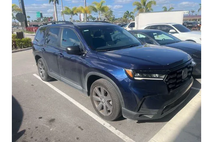 $33743 : Honda Pilot 2023 AWD Sport 4 image 2