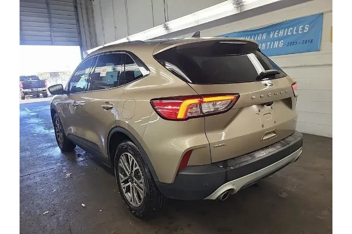 $14975 : Ford Escape 2021 AWD SEL 4dr image 2