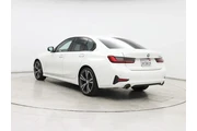$27998 : BMW 3 Series 2022 330i 4dr S thumbnail