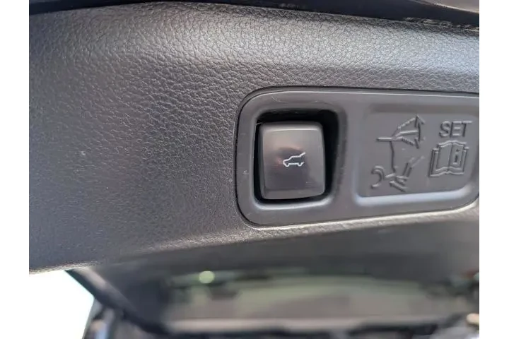 $29000 : Ford Expedition 2021 4x2 Lim image 8