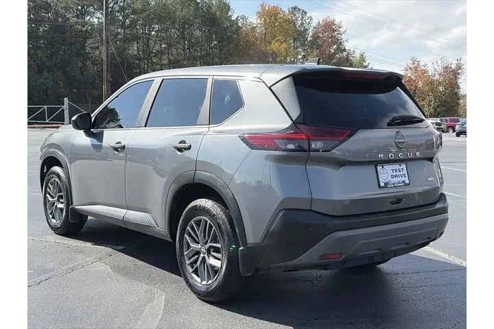 $20374 : Nissan Rogue 2023 AWD S 4dr image 3