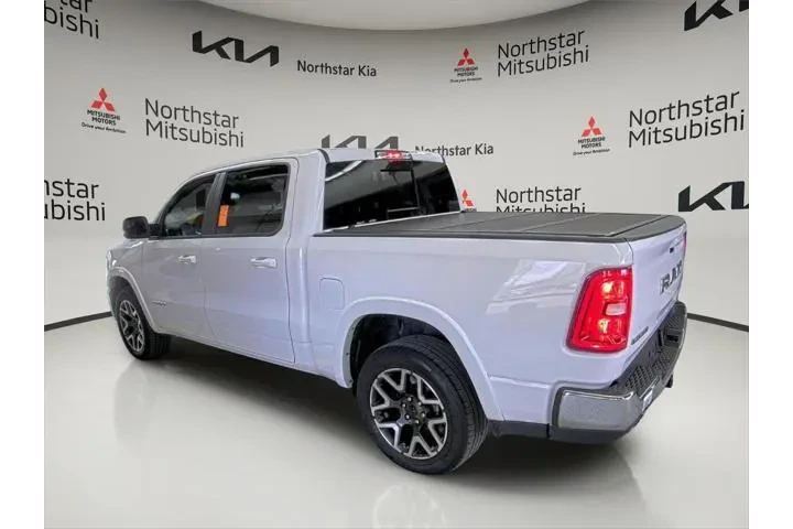 $38490 : Ram 1500 2025 4x4 Laramie 4d image 3