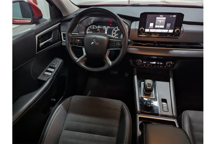 $24997 : Mitsubishi Outlander 2023 AW image 7