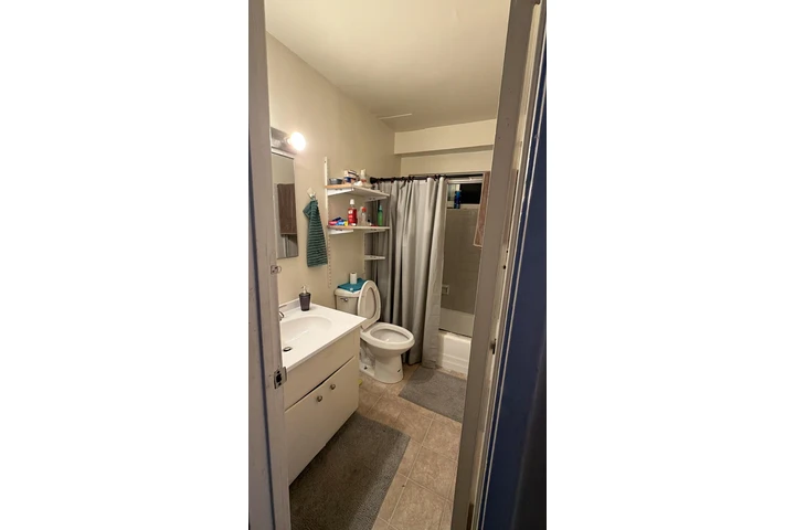 $900 : Rento cuarto en Torrance image 4