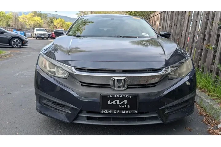 $13990 : 2017 Civic LX image 10