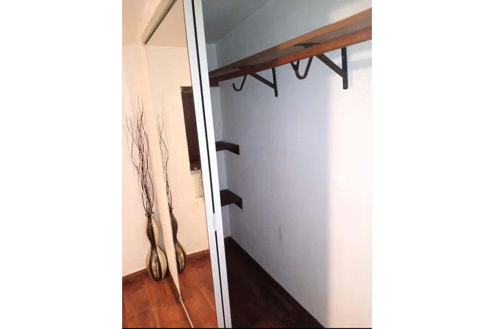 $1000 : Cuarto con baño privado image 7