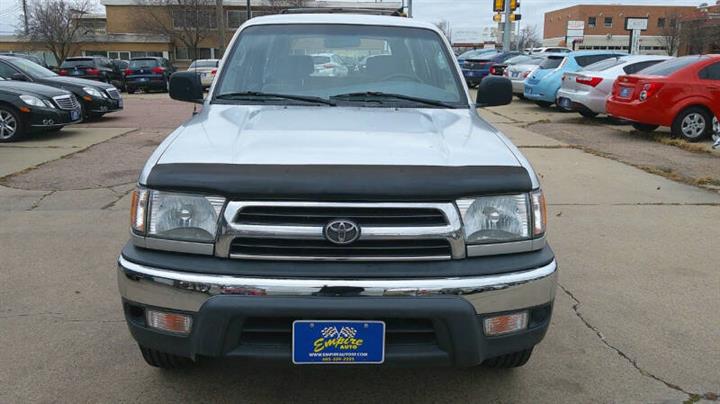 $6999 : 2000 4Runner image 4