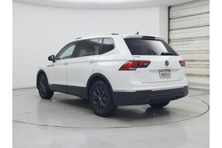 $21998 : Volkswagen Tiguan 2024 SE 4d image 2
