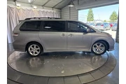 $14999 : Toyota Sienna 2014 SE 8-Pass thumbnail