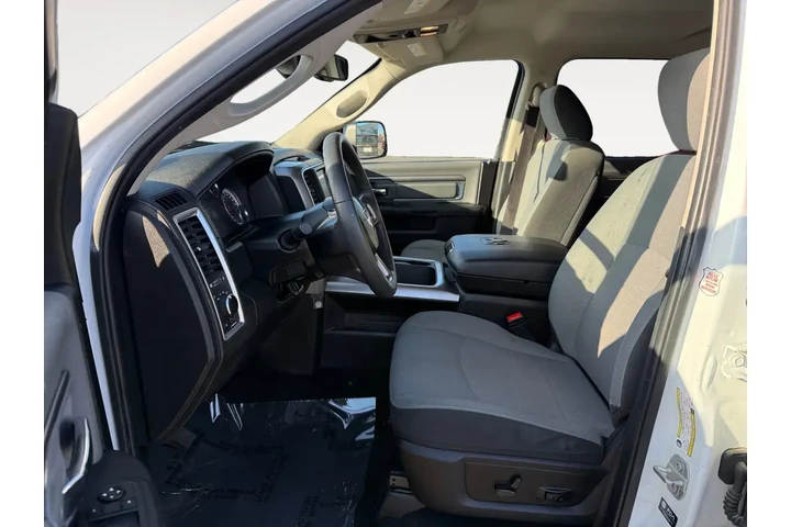 $26994 : Ram 1500 Classic 2023 4x4 SL image 10