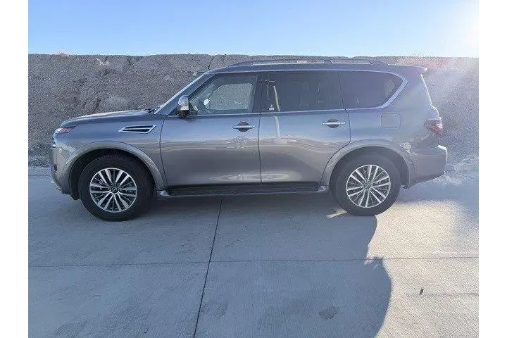 $33607 : Nissan Armada 2023 4x4 SL 4d image 5