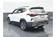 $19990 : Kia Seltos 2023 S 4dr SUV thumbnail