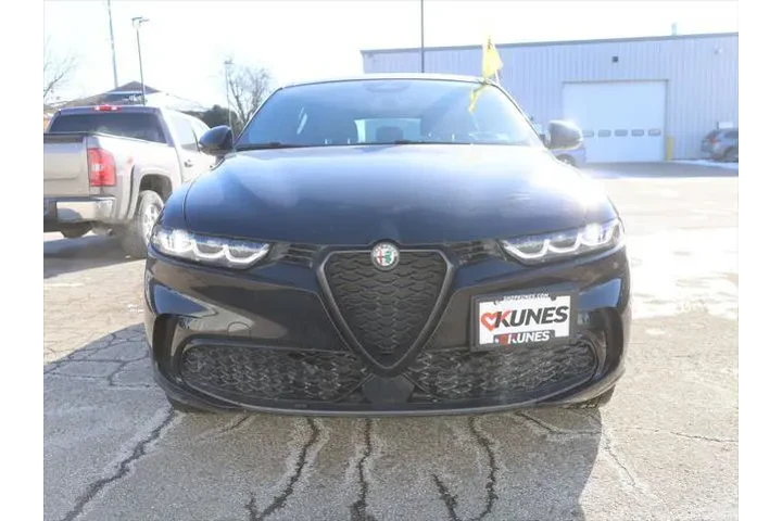 $25977 : Alfa Romeo Tonale Hybrid 202 image 2