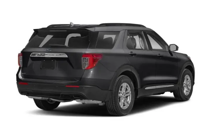 $31388 : Ford Explorer 2023 AWD XLT 4 image 3