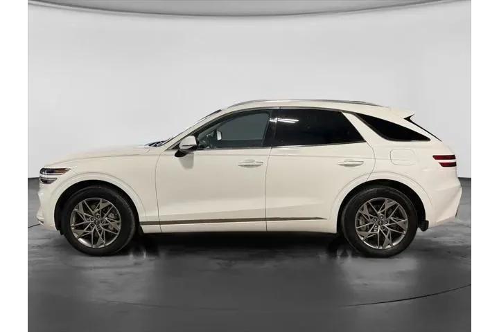 $36247 : Genesis GV70 2023 AWD 2.5T S image 8