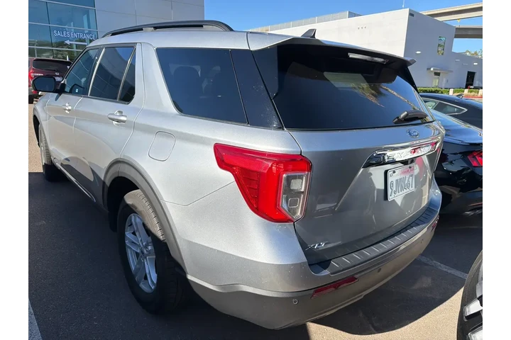 $29900 : Ford Explorer 2023 XLT 4dr S image 9
