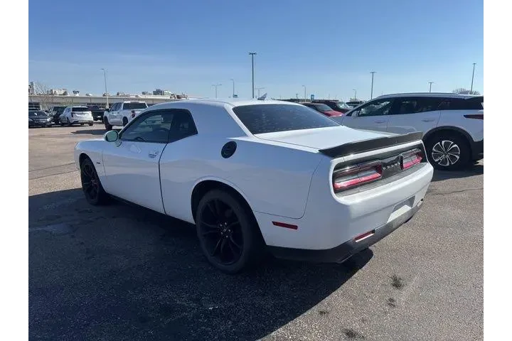 $23982 : Dodge Challenger 2018 R/T 2d image 5