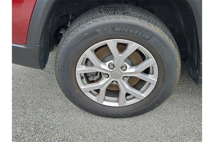 $28990 : Jeep Grand Cherokee L 2022 4 image 5