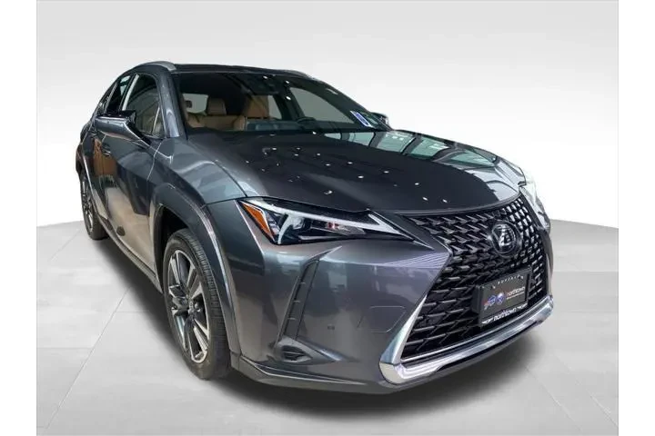 $31840 : Lexus UX 250h 2023 AWD Premi image 1