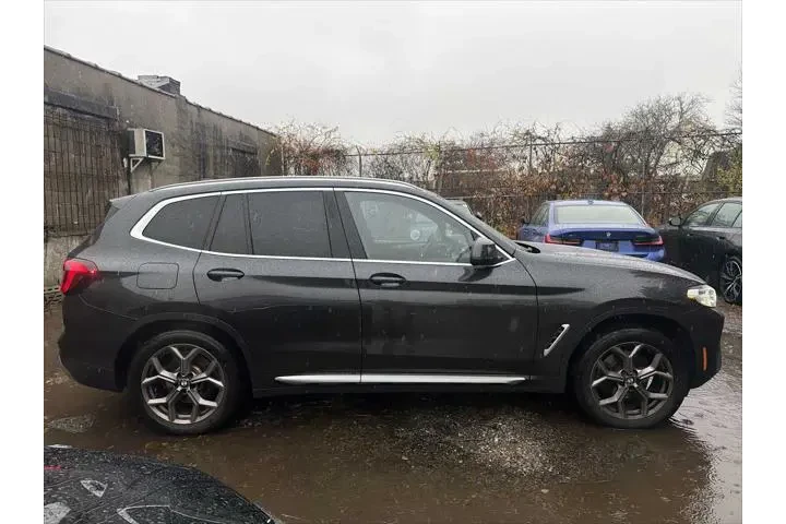$34943 : BMW X3 2022 AWD xDrive30i 4d image 4