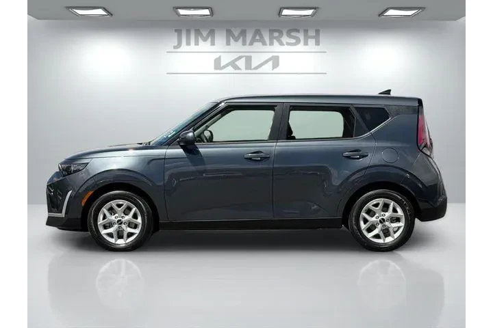 $17988 : Kia Soul 2024 LX 4dr Crossov image 3