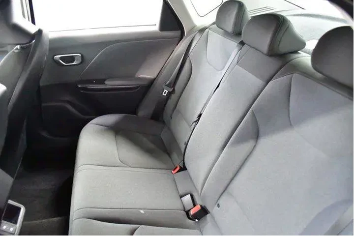 $21994 : Kia K4 2025 LXS 4dr Sedan image 10
