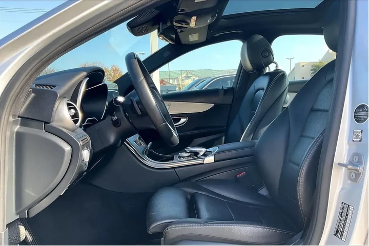 $25588 : Mercedes-Benz C-Class 2020 A image 7