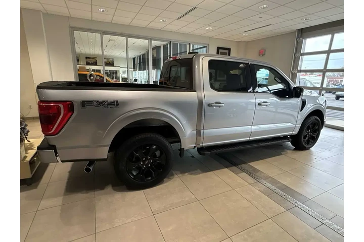 $39888 : Ford F-150 2022 4x4 XL 4dr S image 2