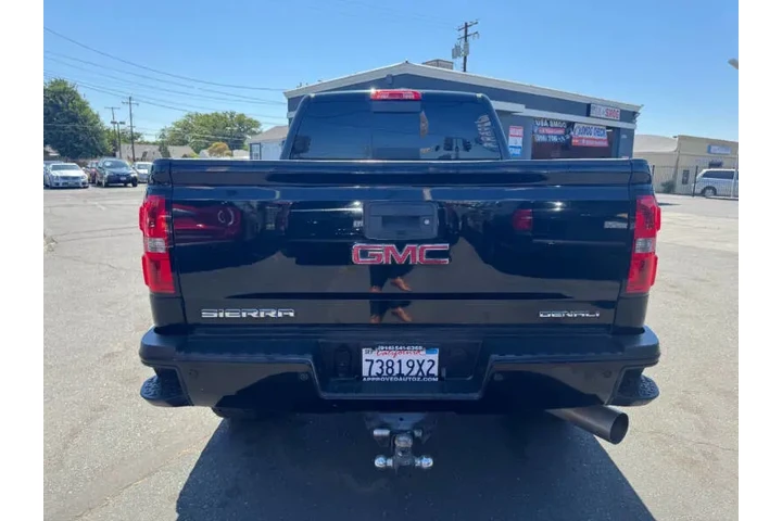 $27998 : 2015 GMC Sierra 2500HD Denali image 7