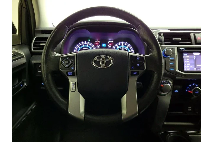 $33998 : Toyota 4Runner 2019 4x2 SR5 image 10