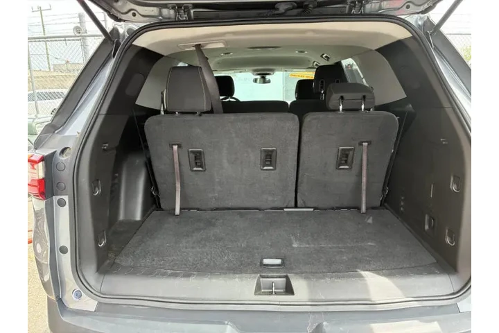 2018 Traverse LS image 8